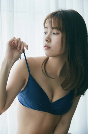 我用绣球砸了反派的头