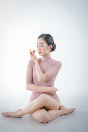年轻的嫂子5电影